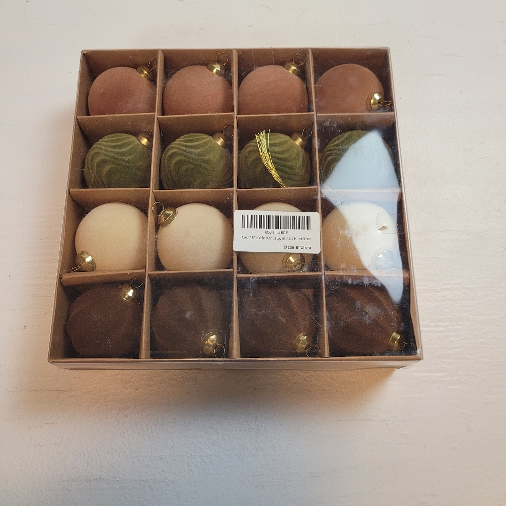 Pack of Velvet Christmas Ornaments in Earth Tones